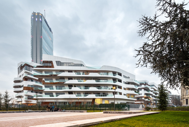 Citylife Apartments / Zaha Hadid Architects - Facade, Windows