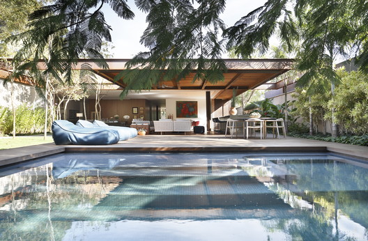 Bourgainvile 2 House / Solange Cálio Arquitetos - Exterior Photography