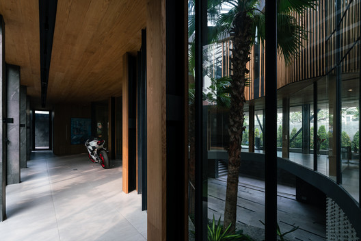 911-VILLA / VACO Design - Image 19 of 44