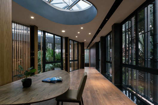 911-VILLA / VACO Design - Interior Photography, Table, Chair, Windows, Glass