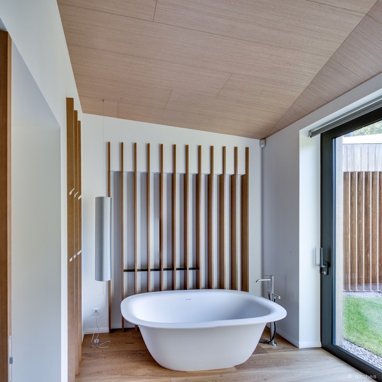 Valley Villa / arches - Interior Photography, Bathroom, Bathtub, Windows