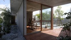 Atelier Extension in Tomigusuku / Studio Cochi Architects