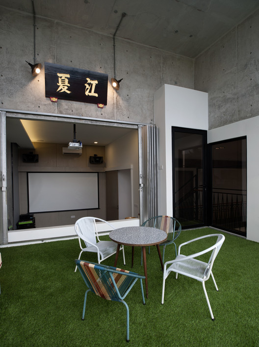 SS3 House / Seshan Design - Table, Chair