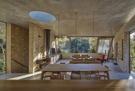 Cabbage Tree House / Peter Stutchbury Architecture
