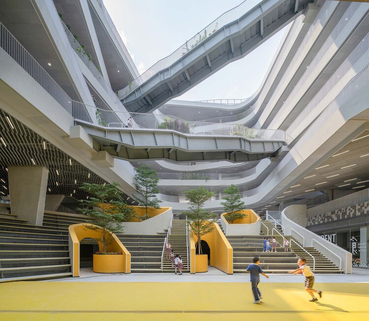 Designing the School of the Future: Multifunctional Spaces for Dynamic Learning - Featured Image
