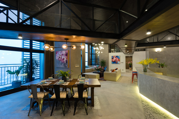 Party Apartment / Nghiêm Phong + Đào Thành - Table, Chair, Beam