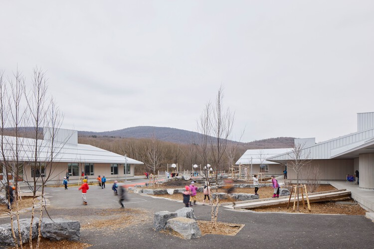 Ecole du Zenith / Pelletier De Fontenay - Schools 