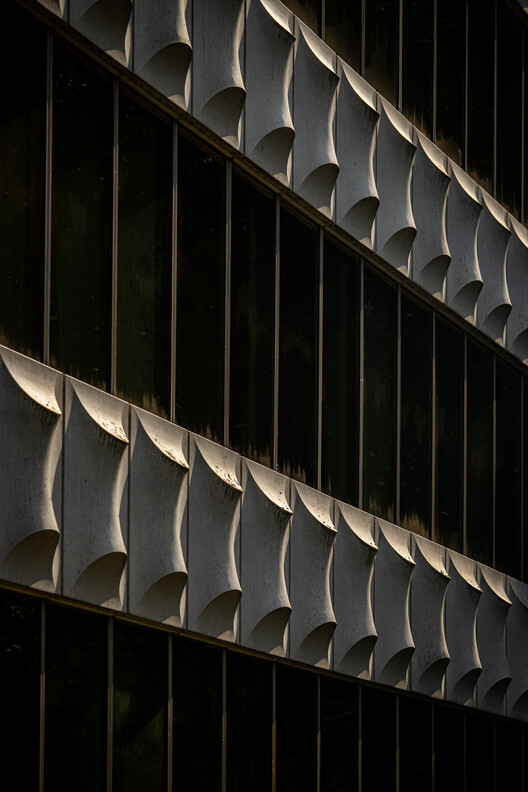 Prefabrication and Formal Boldness in Belgian Modernism: The Story of the CBR and LH 187 Buildings in Brussels - Image 22 of 25