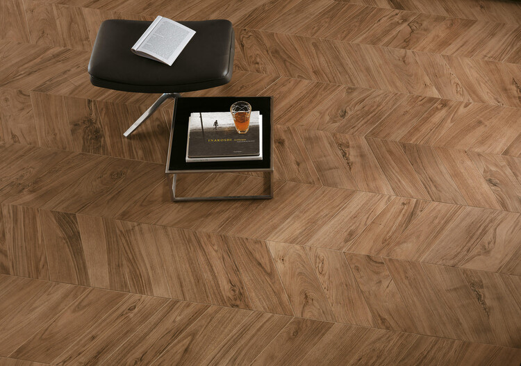 Mesmerizing Zigzags: Exploring the Herringbone Pattern in Architecture - Image 9 of 24
