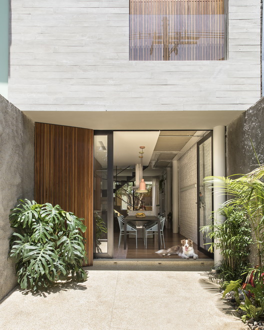 Pirajá House / Estúdio BRA Arquitetura - Image 6 of 45