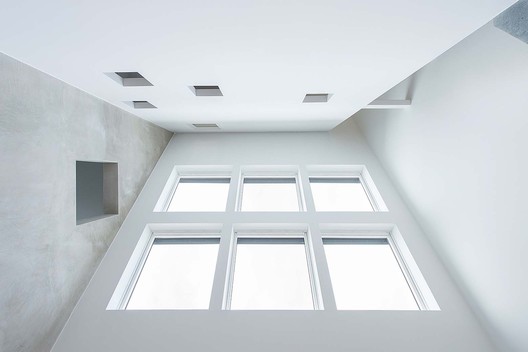 House in a House / Global Architects - Windows