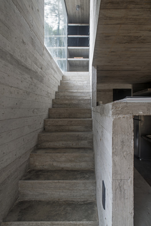 H3 House                                                                                                                                   / Luciano Kruk - Stairs, Handrail