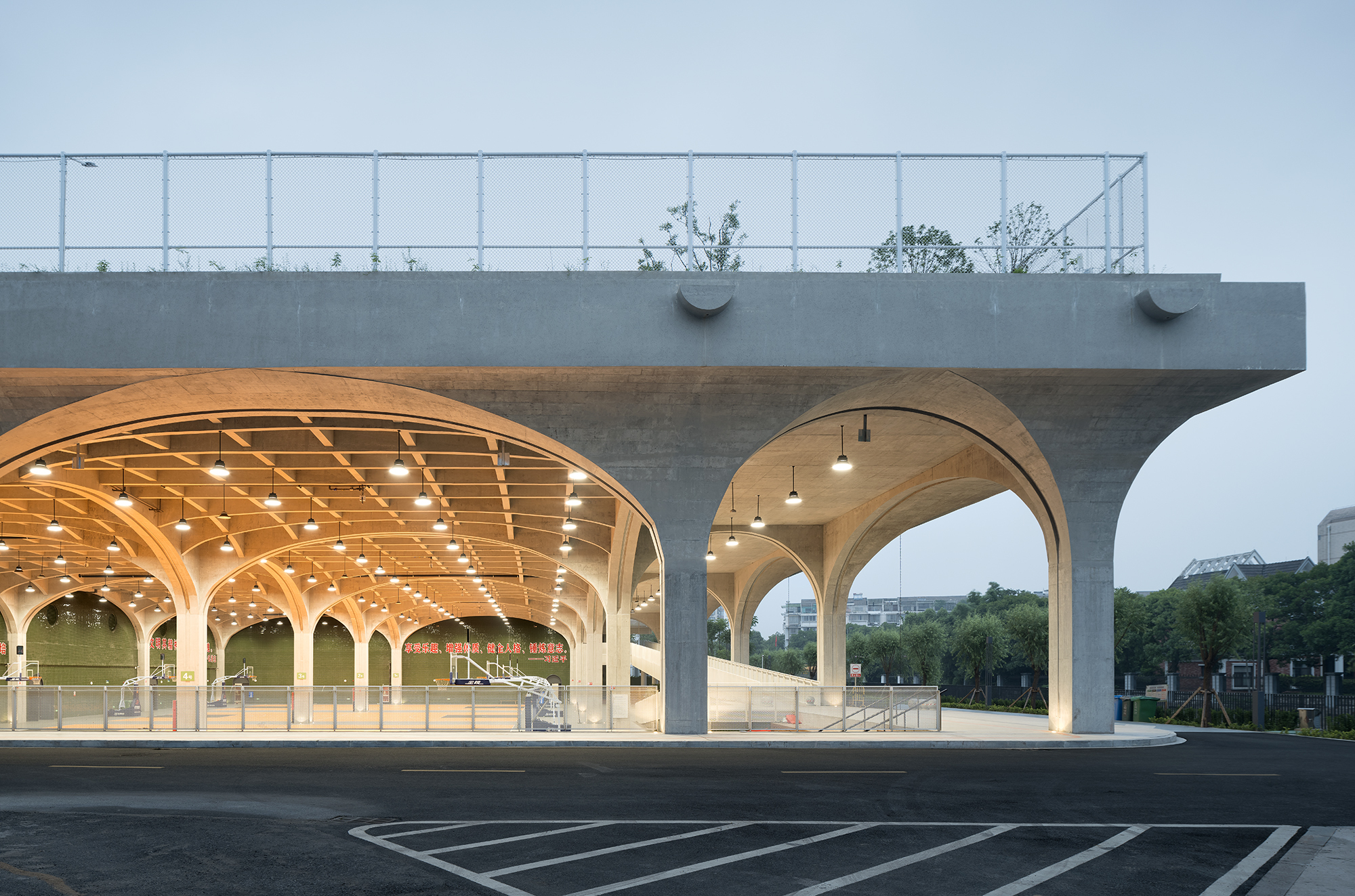 Indoor Sports Field of Shaoxing University / UAD