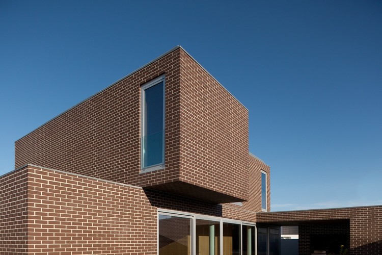 The Colors of Brick - Image 3 of 48