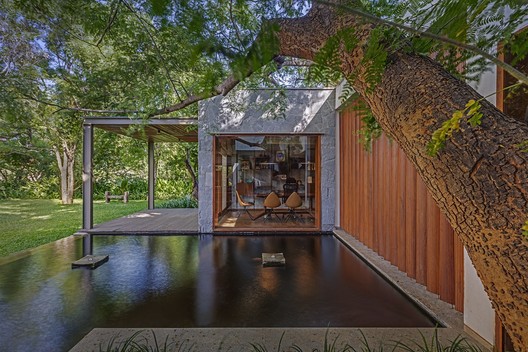Krishnan House / Khosla Associates - Garden, Deck, Courtyard