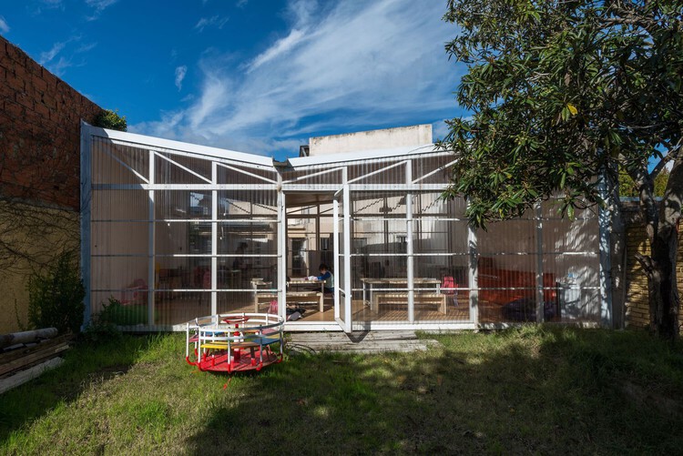 Exploring the Boundaries of Polycarbonate: 25 Exemplary Projects Showcasing Its Versatility - Image 35 of 49