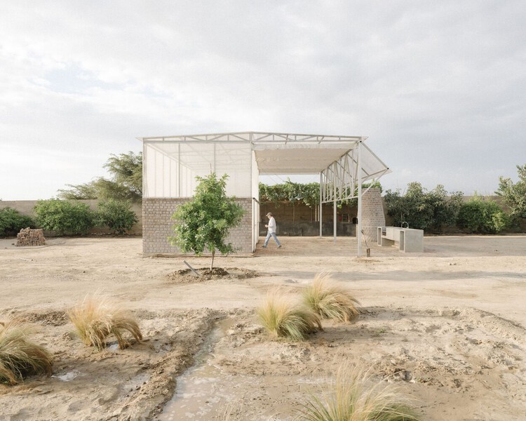 Exploring the Boundaries of Polycarbonate: 25 Exemplary Projects Showcasing Its Versatility - Image 33 of 49