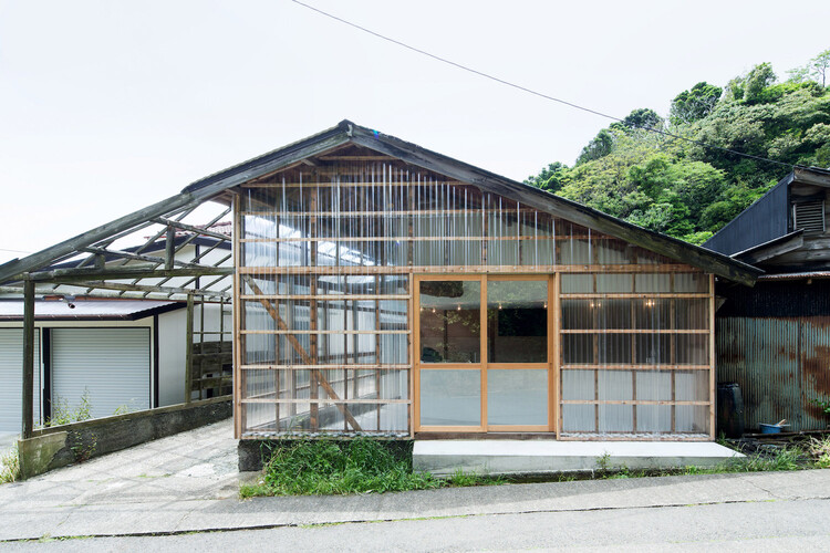 Exploring the Boundaries of Polycarbonate: 25 Exemplary Projects Showcasing Its Versatility - Image 2 of 49
