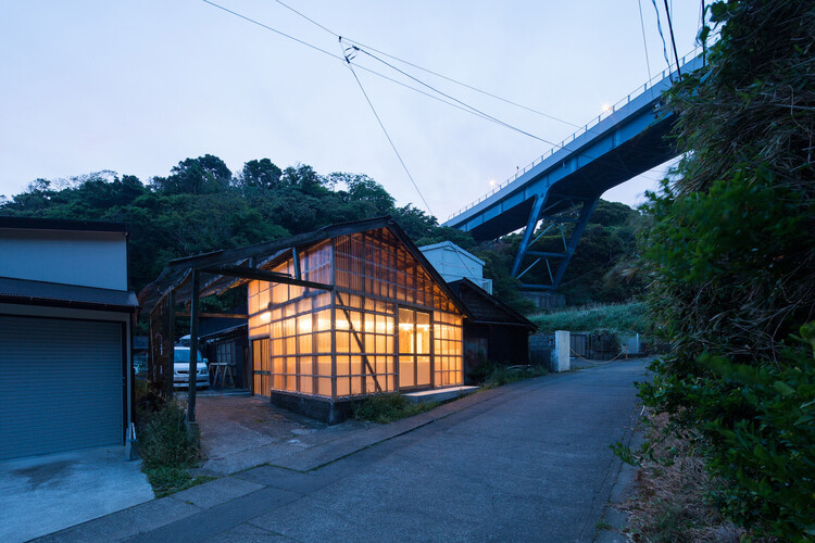 Exploring the Boundaries of Polycarbonate: 25 Exemplary Projects Showcasing Its Versatility - Image 16 of 49