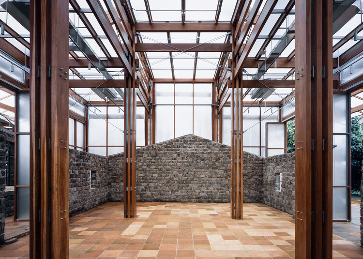 Exploring the Boundaries of Polycarbonate: 25 Exemplary Projects Showcasing Its Versatility - Image 30 of 49