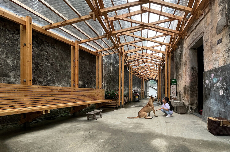 Exploring the Boundaries of Polycarbonate: 25 Exemplary Projects Showcasing Its Versatility - Image 43 of 49