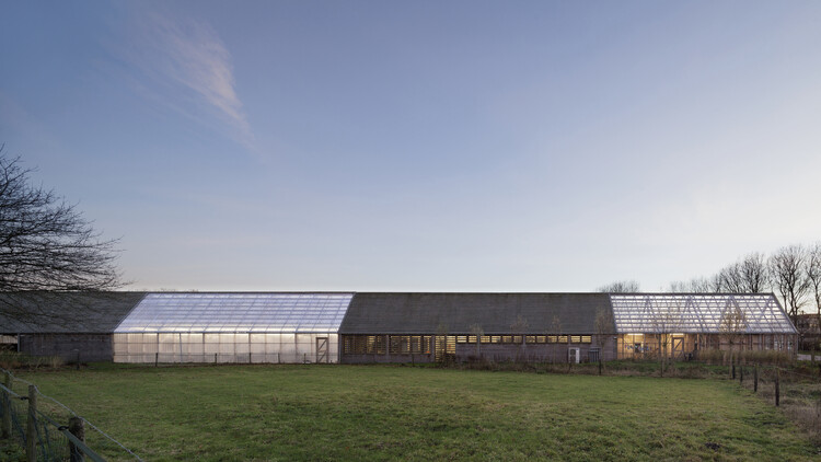Exploring the Boundaries of Polycarbonate: 25 Exemplary Projects Showcasing Its Versatility - Image 22 of 49
