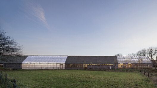 Exploring the Boundaries of Polycarbonate: 25 Exemplary Projects Showcasing Its Versatility - Image 22 of 49