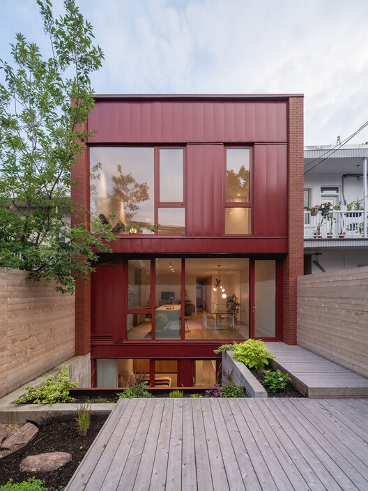 Le Petit Merlot House / NatureHumaine - Extension