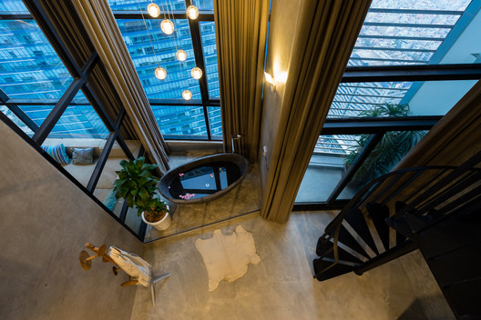 Party Apartment / Nghiêm Phong + Đào Thành - Windows, Beam, Facade, Handrail