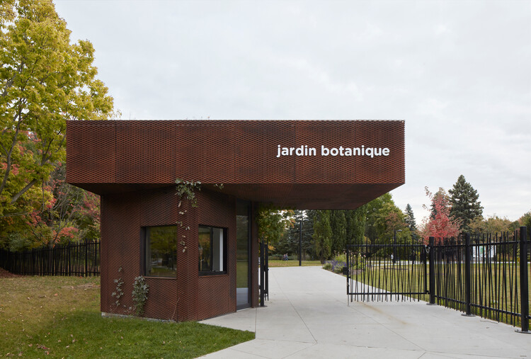 Montreal Botanical Garden Entrance Pavilion / Pelletier De Fontenay - Exterior Photography, Other Structures, Fence, Facade