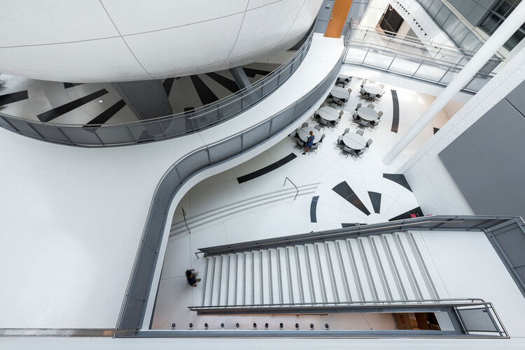 Mottled and Timeless: Why do Architects and Designers Specify Epoxy Terrazzo? - Image 2 of 7