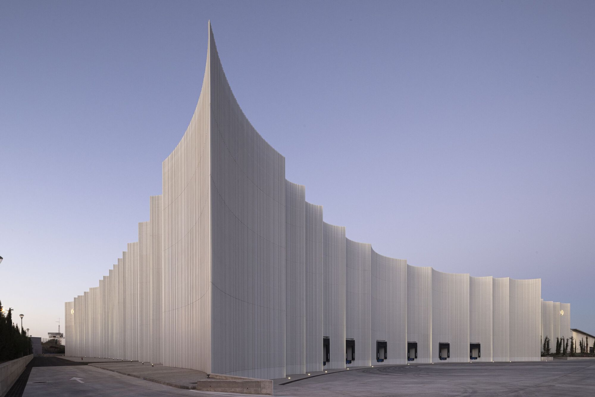 The Mayoral New Warehouse Logistics Center / System Arquitectura