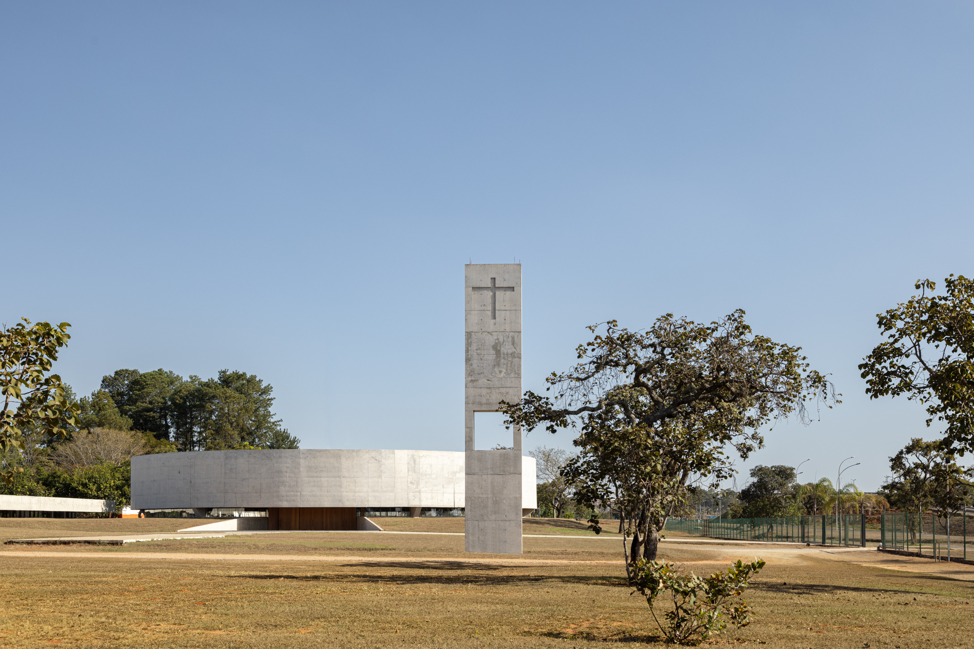 Sagrada Familia Parish / ARQBR Arquitetura e Urbanismo