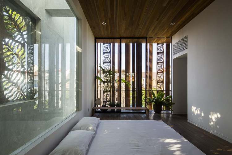 Thong House / NISHIZAWAARCHITECTS - Image 16 of 25