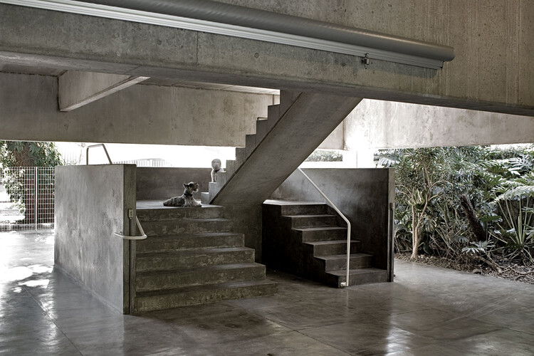 What Is the Difference Between Precast and Prefabricated Concrete Structures? - Image 8 of 11