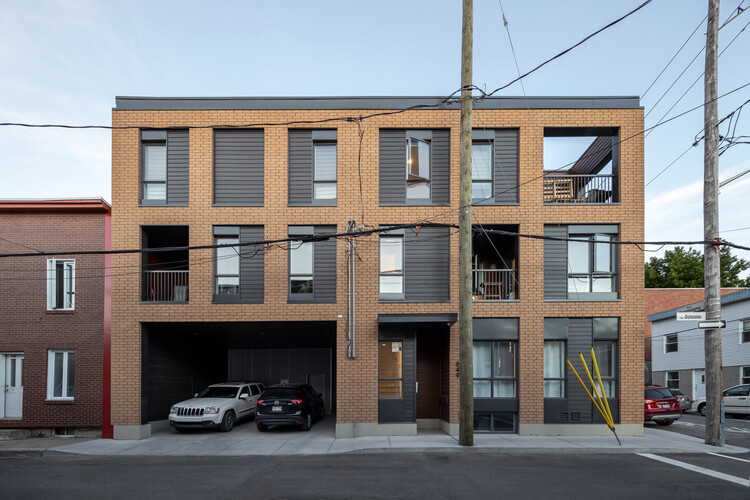 Quinto / Quinzhee Architecture - Exterior Photography, Houses, Facade, Door