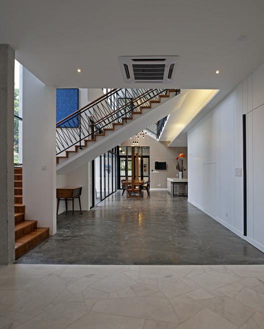 SS3 House / Seshan Design - Windows, Stairs, Chair, Beam, Handrail