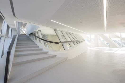 Antwerp Port House / Zaha Hadid Architects - Image 6 of 41