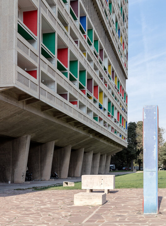 Le Corbusier's Color Theory: Embracing Polychromy in Architecture - Image 3 of 9