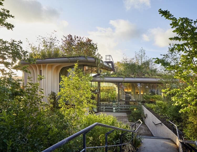 Good Architecture is Considerate - Featured Image