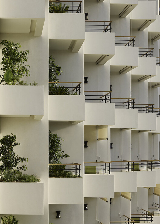 Athens Architecture City Guide: 23 Architectural Works From Ancient Grandeur to Modern Innovation - Image 5 of 28